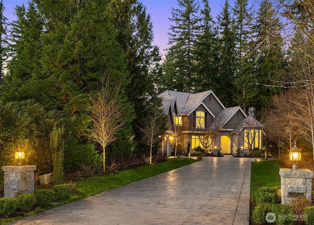 20546 NE 126th Way, Woodinville, WA 98077