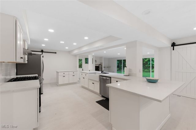 3812 Ellendale Road, Moreland Hills, OH 44022