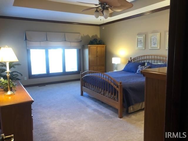 10433 N 300 E, Roanoke, IN 46783