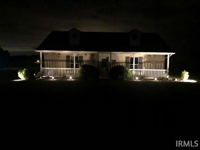 10433 N 300 E, Roanoke, IN 46783