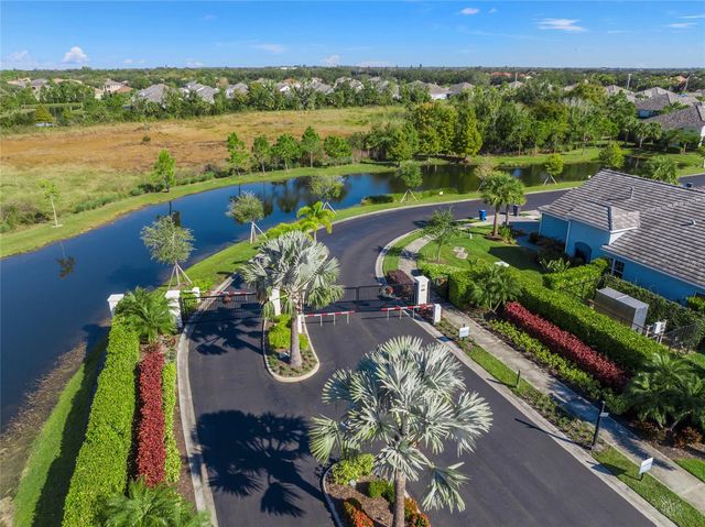 4412 STAR APPLE TERRACE, Bradenton, FL 34203