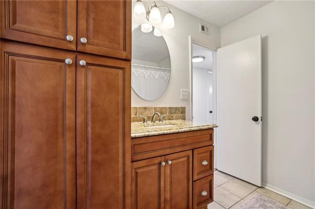 1602 Cumberland Court SE, Smyrna, GA 30080