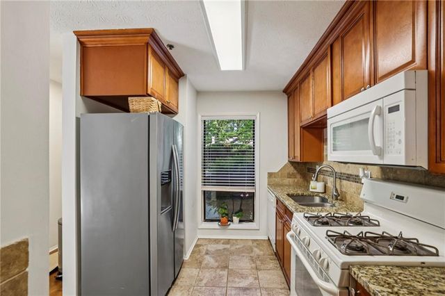 1602 Cumberland Court SE, Smyrna, GA 30080