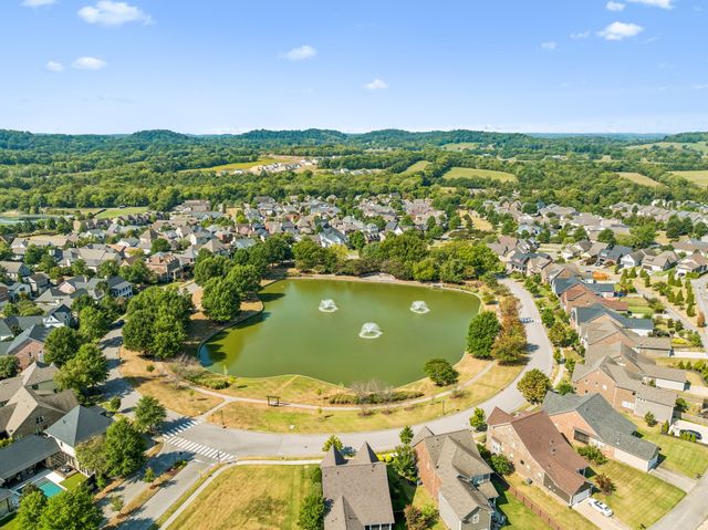3117 Setting Sun Dr, Thompsons Station, TN 37179