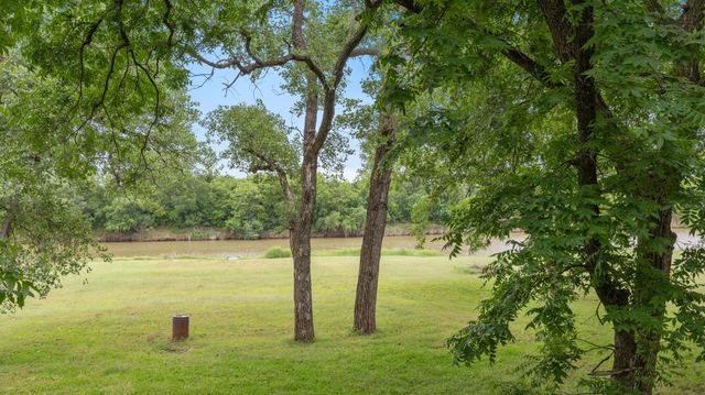 7085 Horseshoe Bend Trail, Weatherford, TX 76087