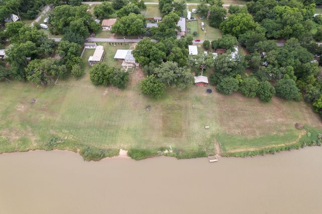 7085 Horseshoe Bend Trail, Weatherford, TX 76087