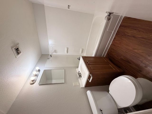 6802 W Glendale Avenue Unit 10, Glendale, AZ 85303