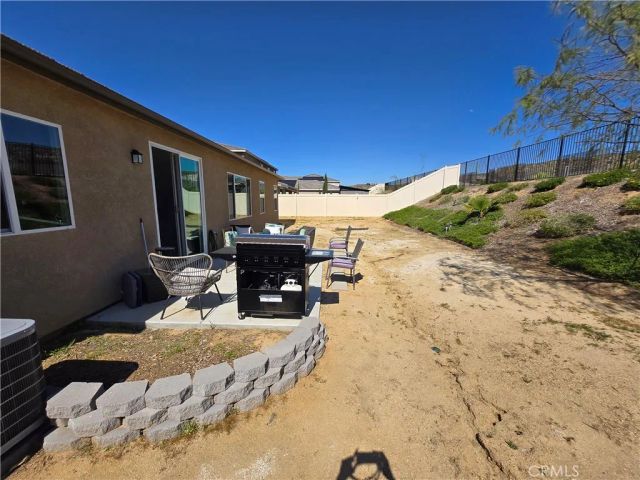 7900 Raincross Court, Riverside, CA 92507