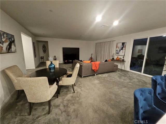 7900 Raincross Court, Riverside, CA 92507