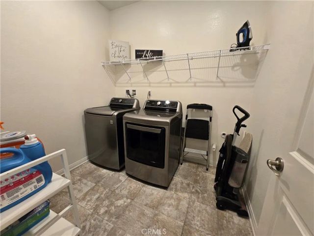 7900 Raincross Court, Riverside, CA 92507