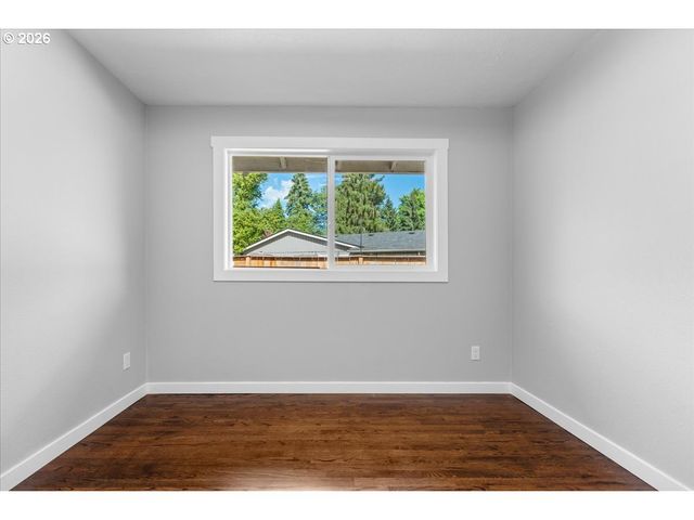 12875 Sw DALE Cir, Beaverton, OR 97008