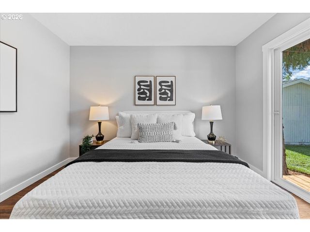 12875 Sw DALE Cir, Beaverton, OR 97008