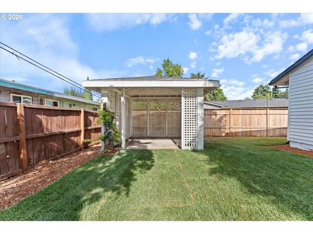 12875 Sw DALE Cir, Beaverton, OR 97008