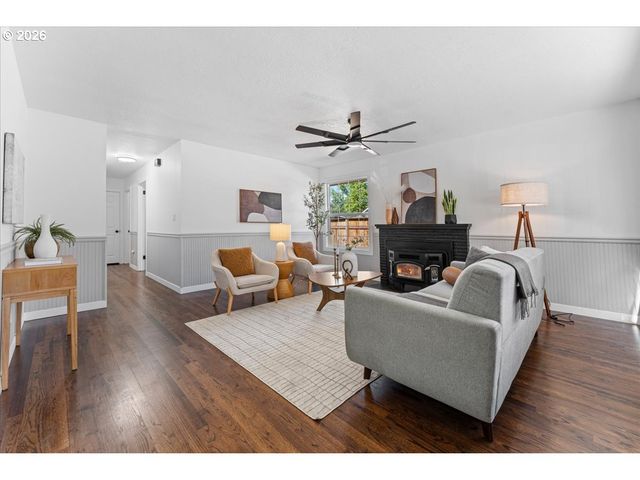 12875 Sw DALE Cir, Beaverton, OR 97008