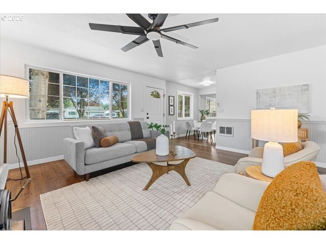 12875 Sw DALE Cir, Beaverton, OR 97008