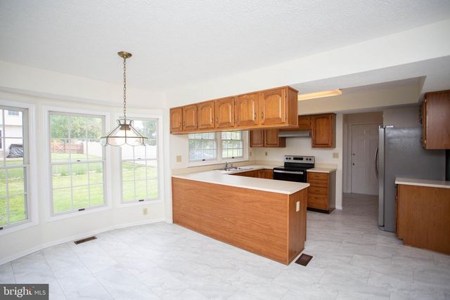 143 RAMBLING RD, Lumberton, NJ 08060