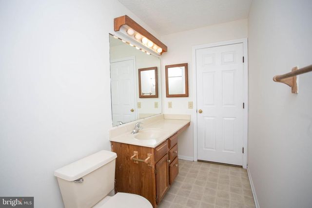 143 RAMBLING RD, Lumberton, NJ 08060