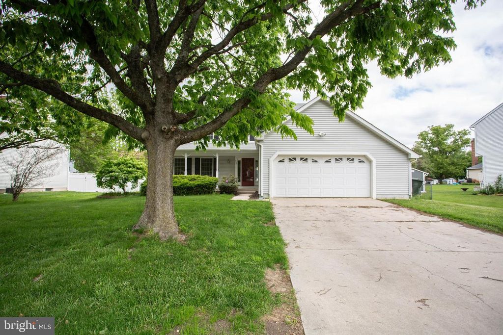 143 RAMBLING RD, Lumberton, NJ 08060