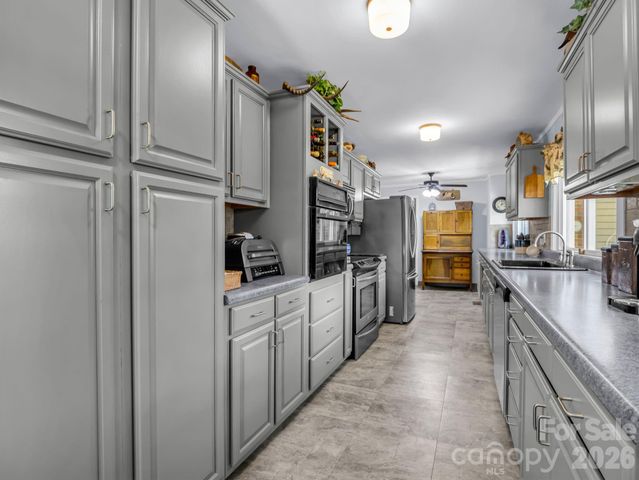 10 Deer Run Lane, Columbus, NC 28722