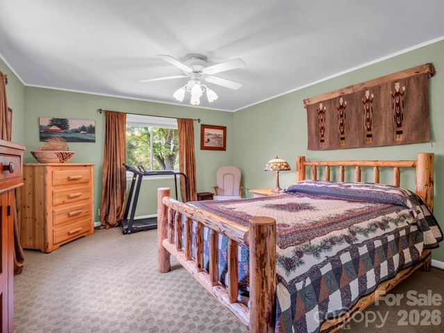 10 Deer Run Lane, Columbus, NC 28722