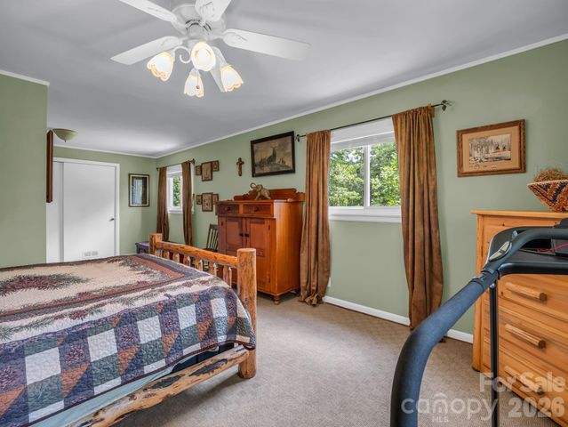 10 Deer Run Lane, Columbus, NC 28722