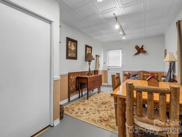 10 Deer Run Lane, Columbus, NC 28722