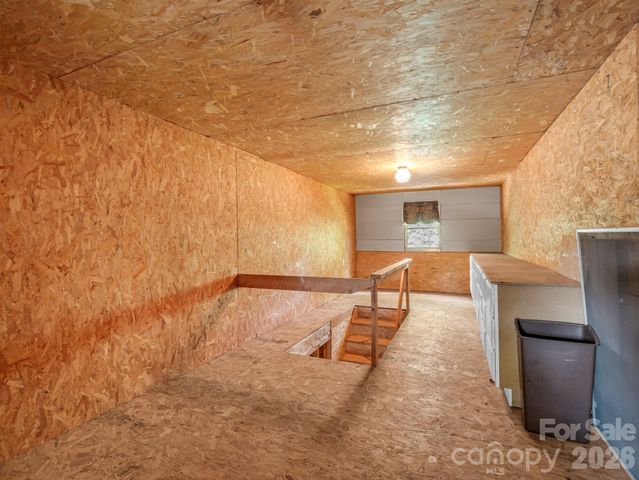 10 Deer Run Lane, Columbus, NC 28722