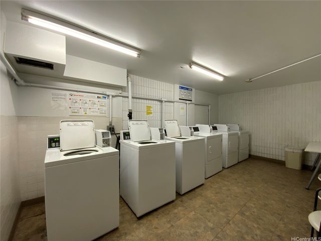 98-288 Kaonohi Street 2704, Aiea, HI 96701