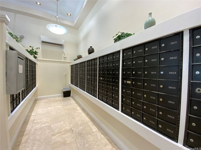 98-288 Kaonohi Street 2704, Aiea, HI 96701