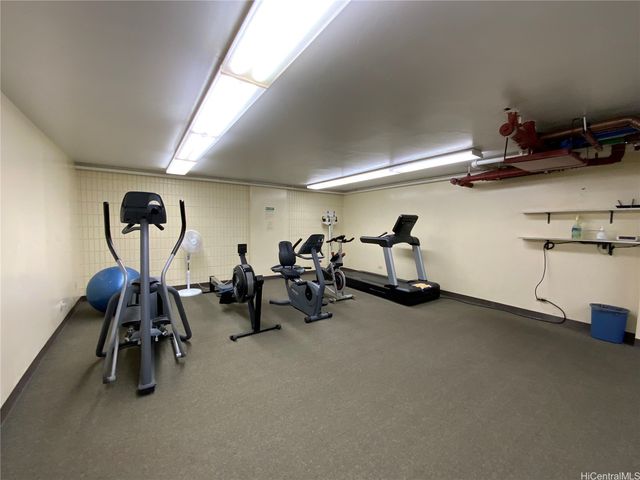 98-288 Kaonohi Street 2704, Aiea, HI 96701