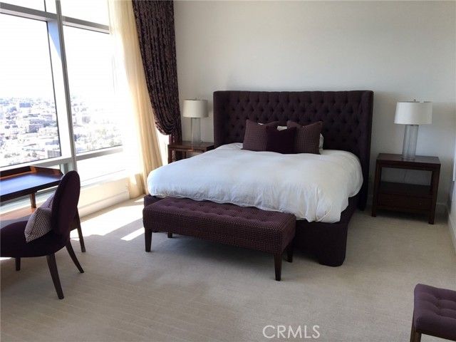 900 W Olympic Boulevard 32B, Los Angeles, CA 90015