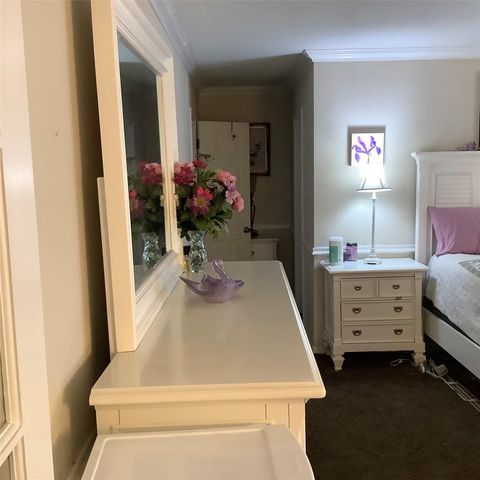 1011 Misty Lea Lane, Houston, TX 77090