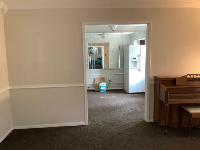 1011 Misty Lea Lane, Houston, TX 77090