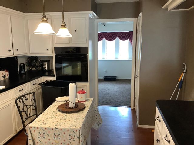 1011 Misty Lea Lane, Houston, TX 77090
