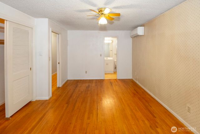 9318 Hipkins Road SW, Lakewood, WA 98498