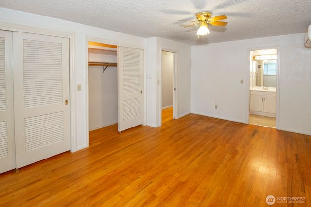 9318 Hipkins Road SW, Lakewood, WA 98498