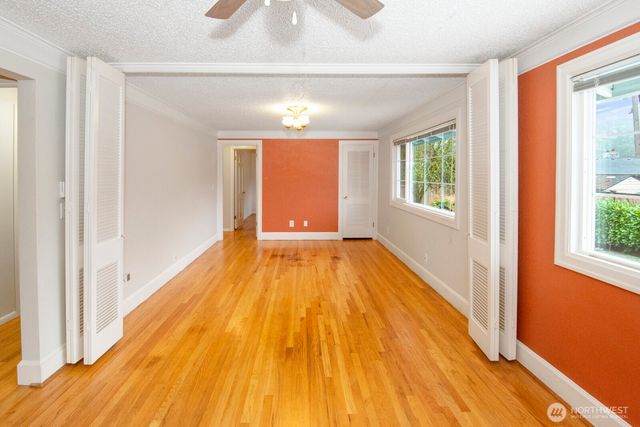 9318 Hipkins Road SW, Lakewood, WA 98498