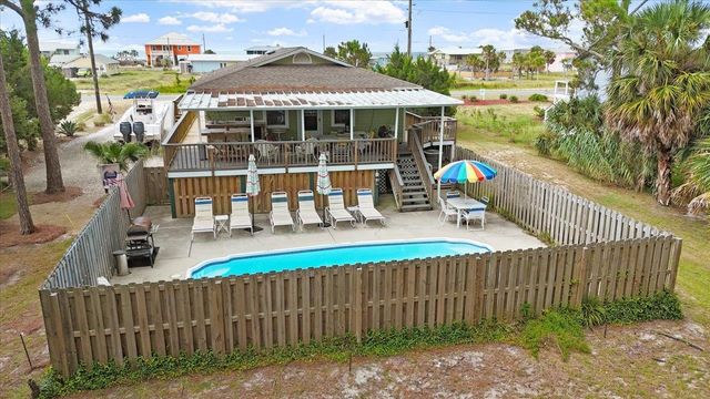 549 E Gulf Beach Drive, St George Islan, FL 32328