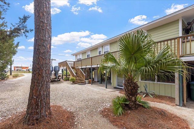 549 E Gulf Beach Drive, St George Islan, FL 32328