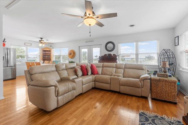 549 E Gulf Beach Drive, St George Islan, FL 32328