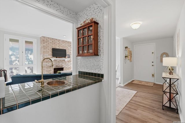 3678 Hidden Dr Apt 101, San Antonio, TX 78217