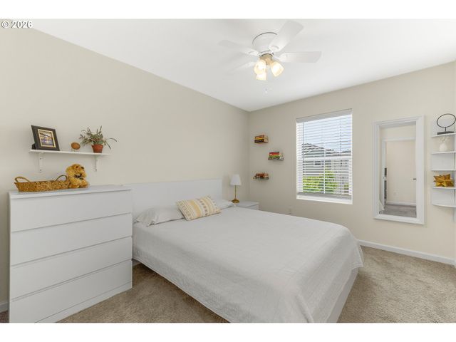 1228 W 16TH Ave, La Center, WA 98629
