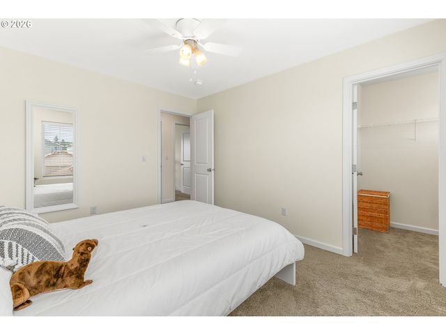 1228 W 16TH Ave, La Center, WA 98629