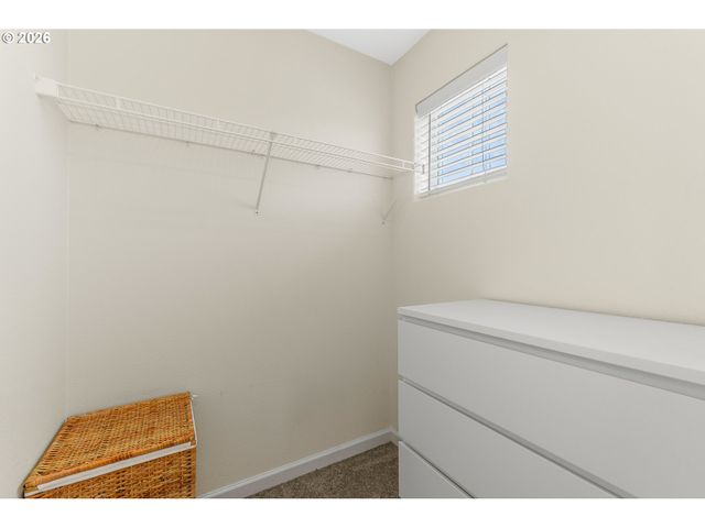 1228 W 16TH Ave, La Center, WA 98629