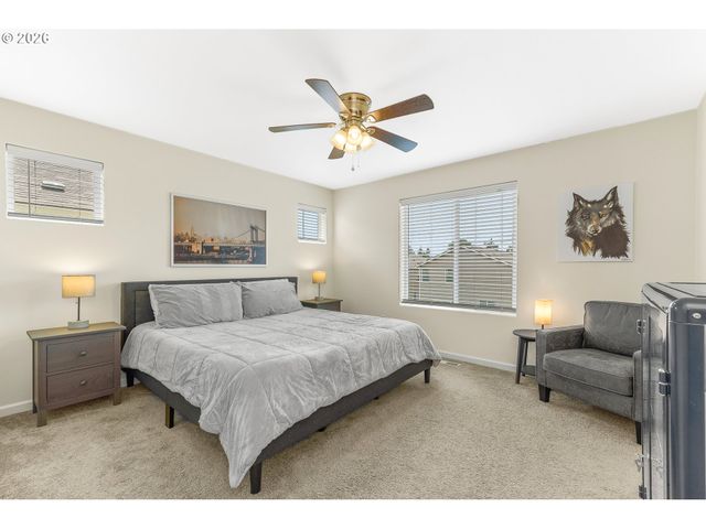 1228 W 16TH Ave, La Center, WA 98629