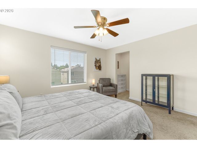 1228 W 16TH Ave, La Center, WA 98629