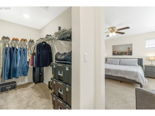 1228 W 16TH Ave, La Center, WA 98629