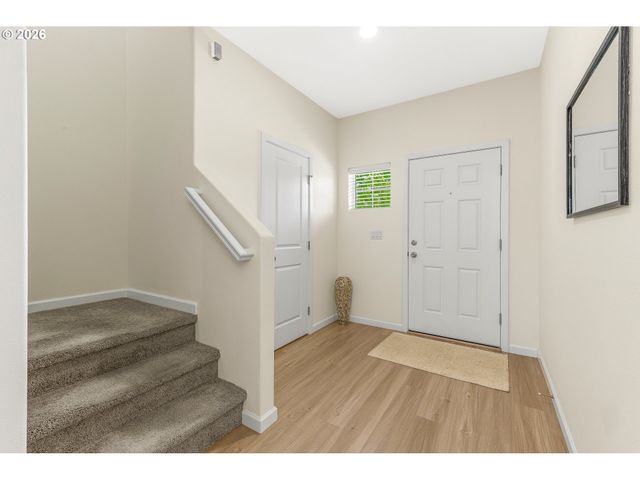 1228 W 16TH Ave, La Center, WA 98629
