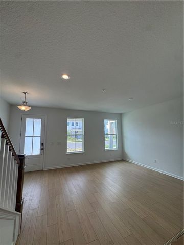1860 CROWNCREST DRIVE, Apopka, FL 32703