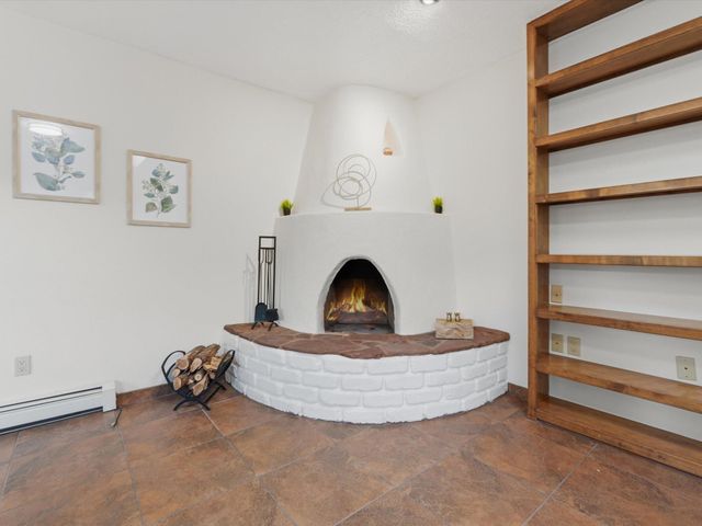 9801 Riverside Road NW, Albuquerque, NM 87114